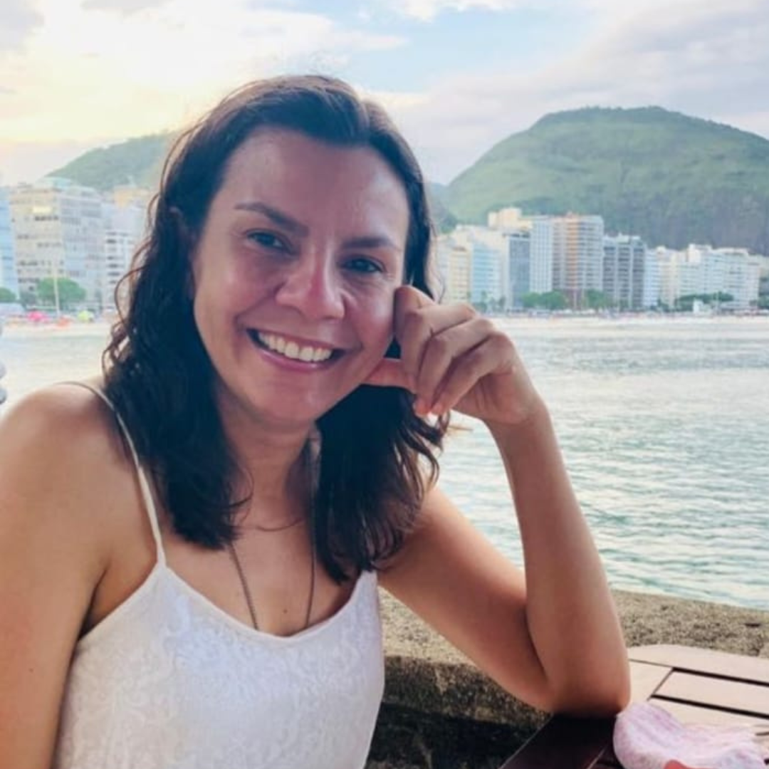 Aline Bastos